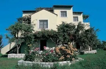 Hotel Sandy Beach 4*